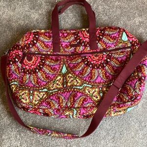 Vera Bradley Grand Traveler in Resort Medallion.